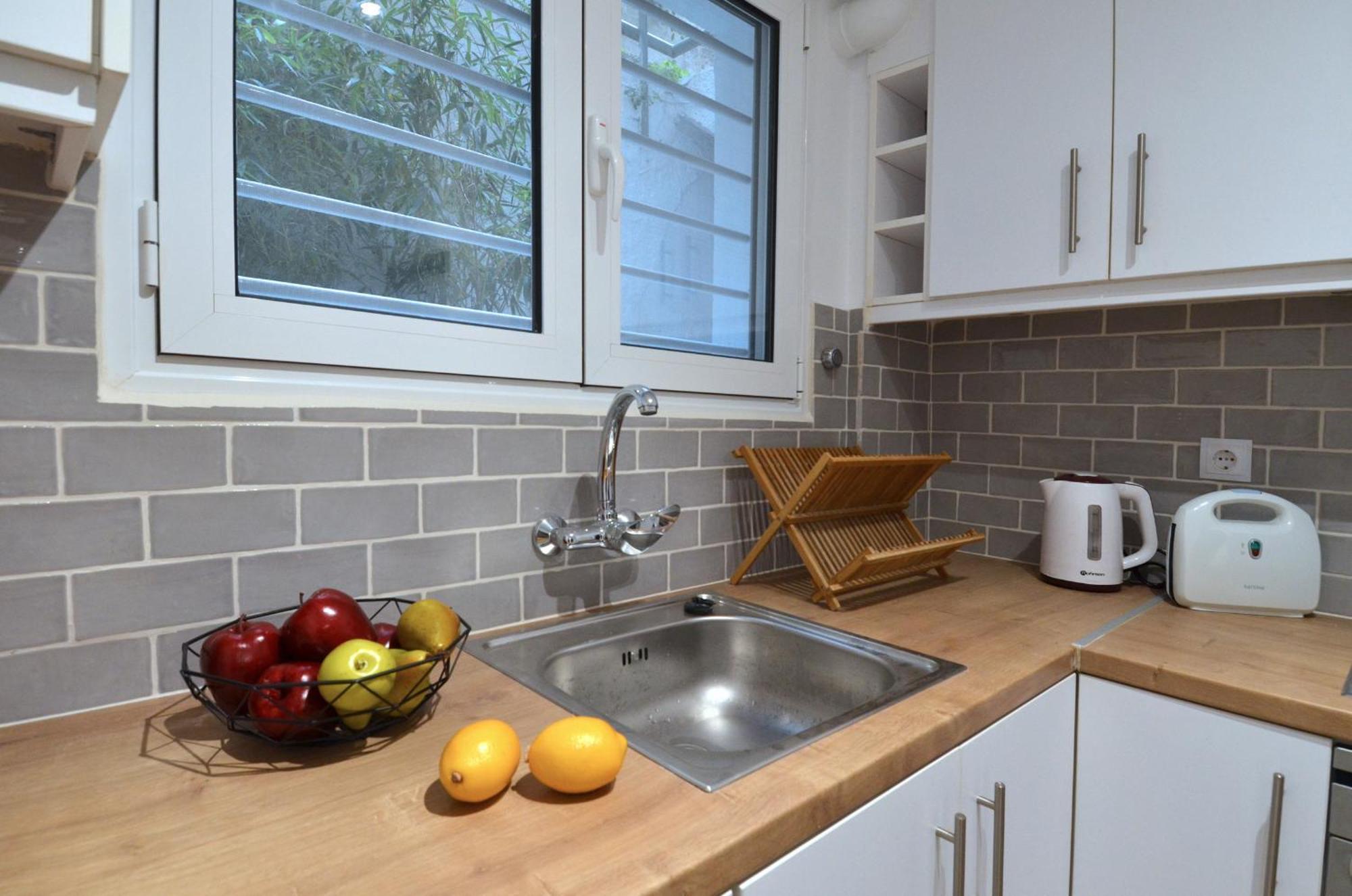Acropolis, A Nice And Minimal Apartment أثينا المظهر الخارجي الصورة